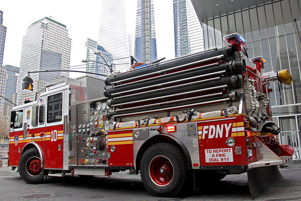 2013 2000 gpm 2-Stage Seagrave High Pressure Pumper SP 13001H